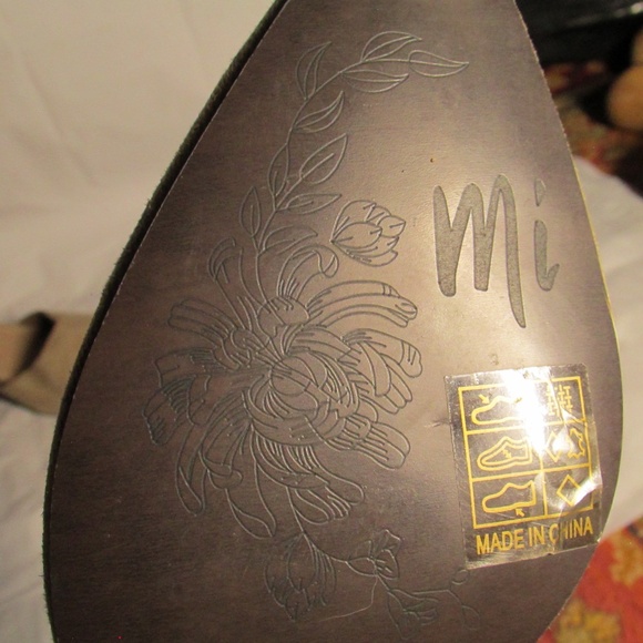 Mi.iM Genuine Leather Tan Block Heels - Picture 6 of 9